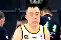 热门球队陷入了困境，需力挽狂澜
